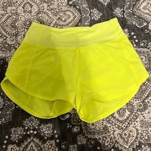lululemon highlight yellow speed ups 2.5 inch